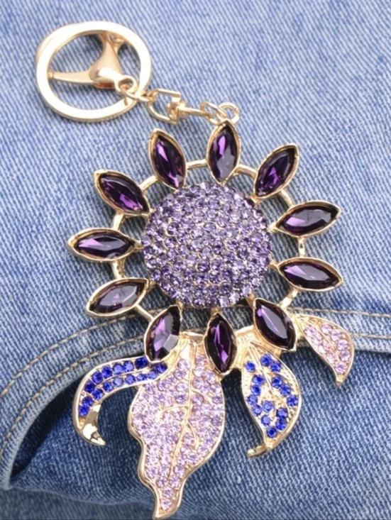 Beautiful Flower Bag Charm/ Keychain NEW - Picture 2 of 15